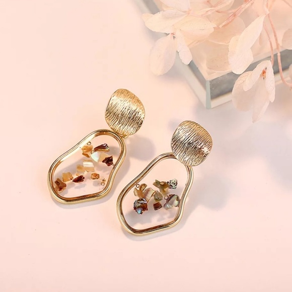 🔹️Fashion Earrings - Picture 4 of 6